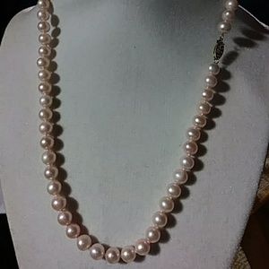18 in fresh water Pink Pearls new 14 k gold clasp